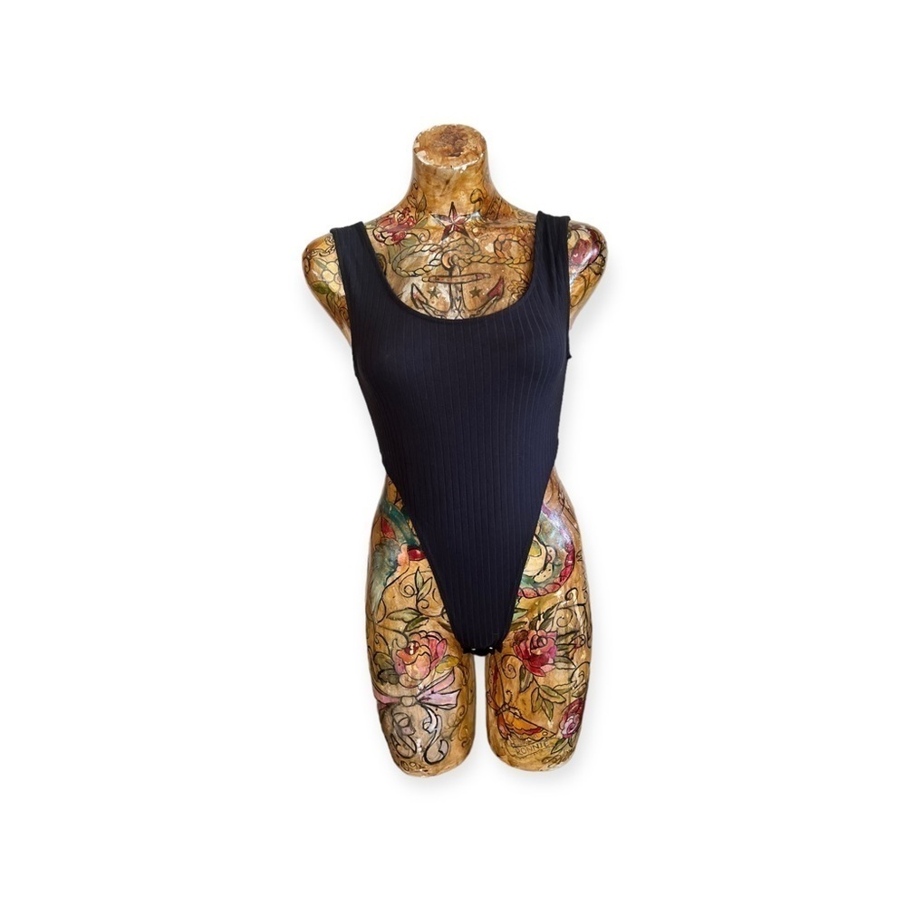 Capella bodysuit black new sleeveless stretch